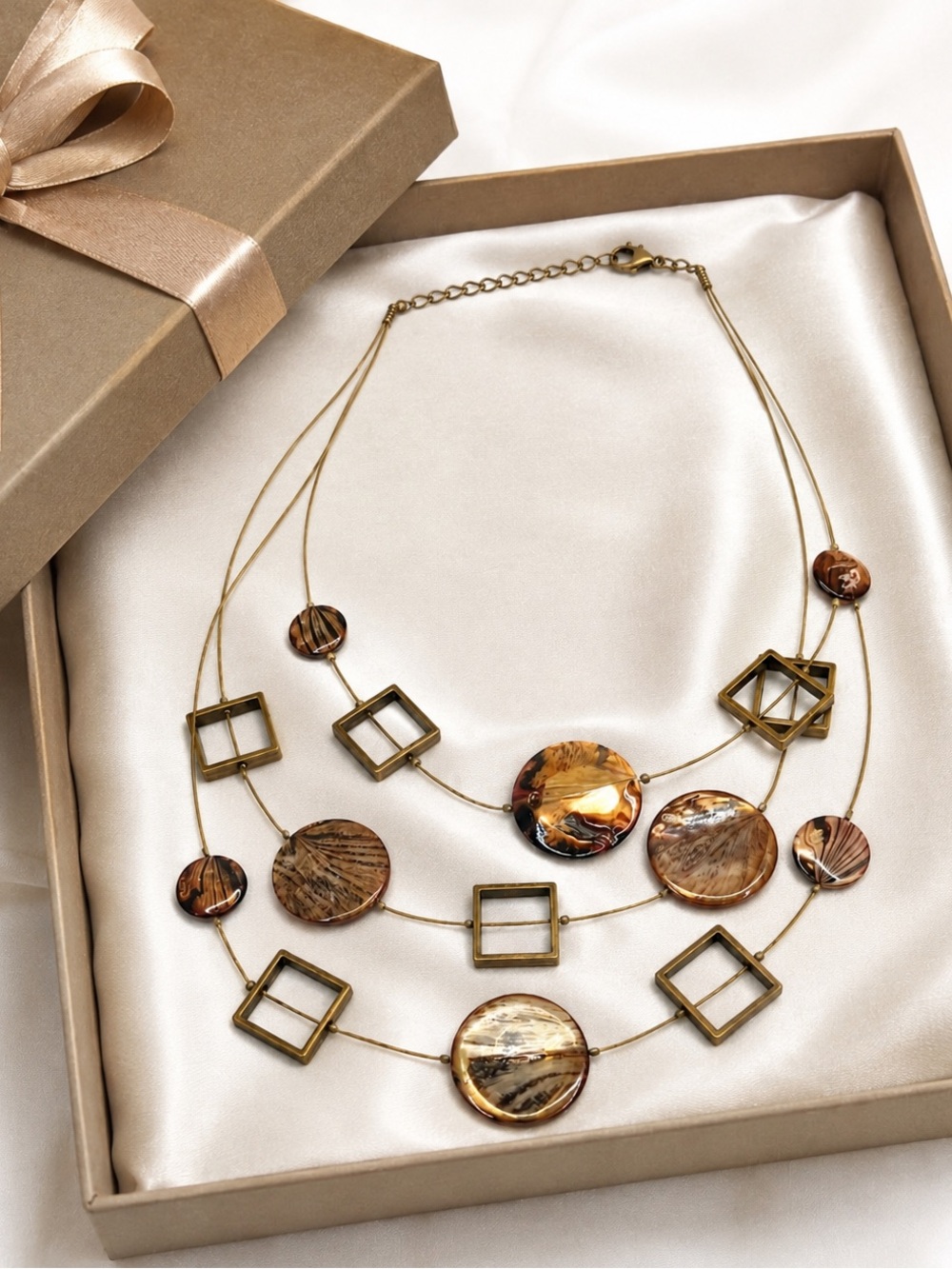 Vintage Geometric Shell Necklace with Brass Squares 42 cm Art Jewelry
